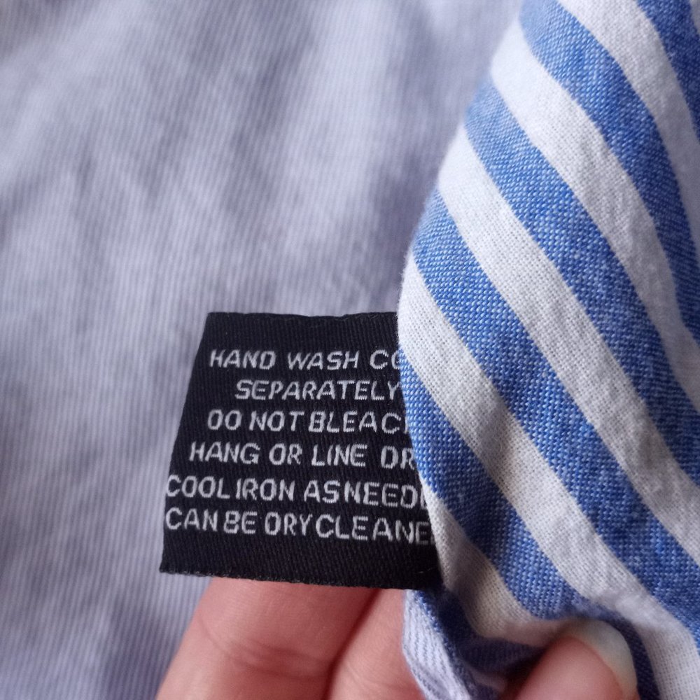 Walter Baker Blue Pinstriped Pattern Top - Picture 5 of 10
